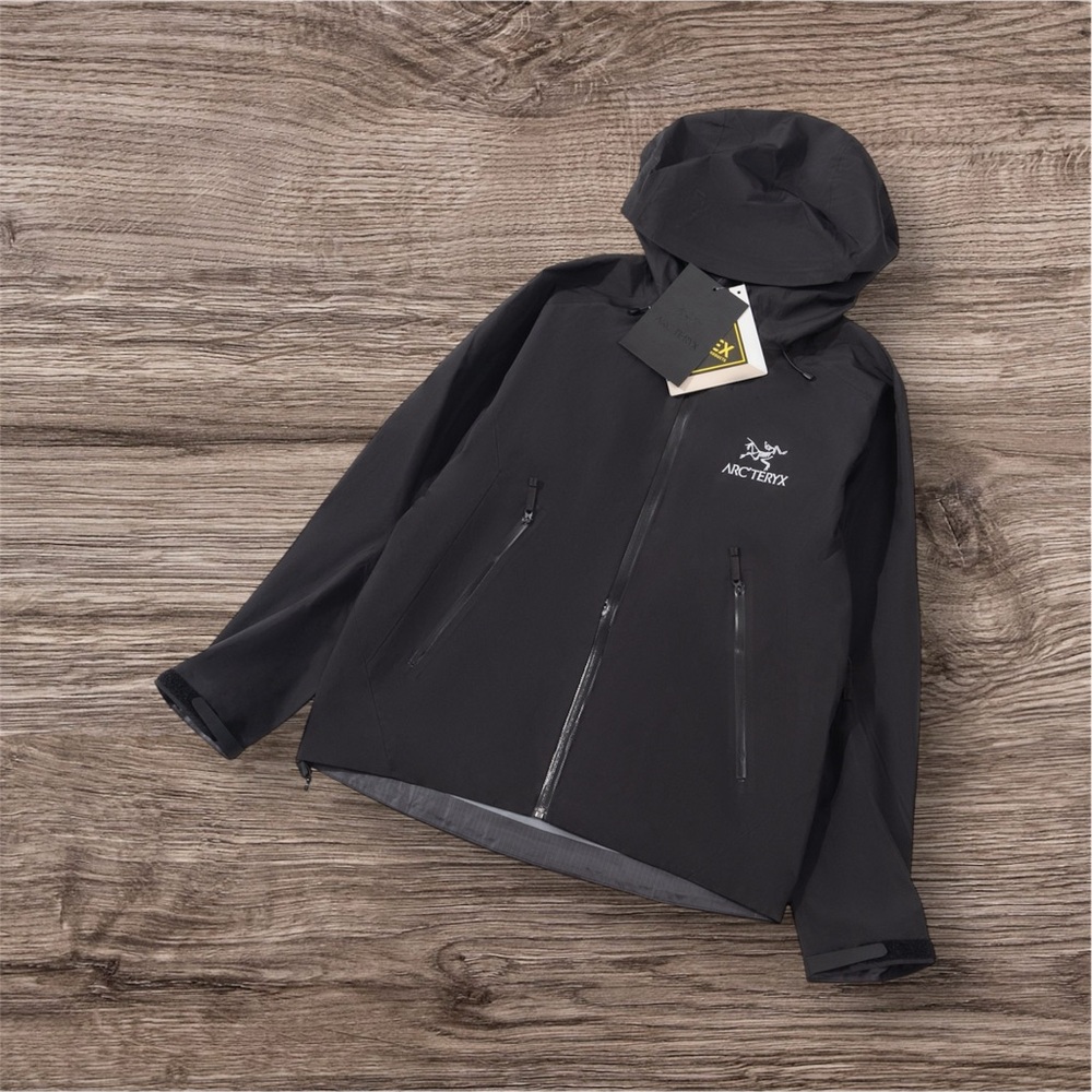 Arc'teryx Beta LT Black